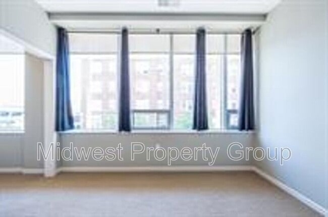 Building Photo - 4100 Lindell Blvd