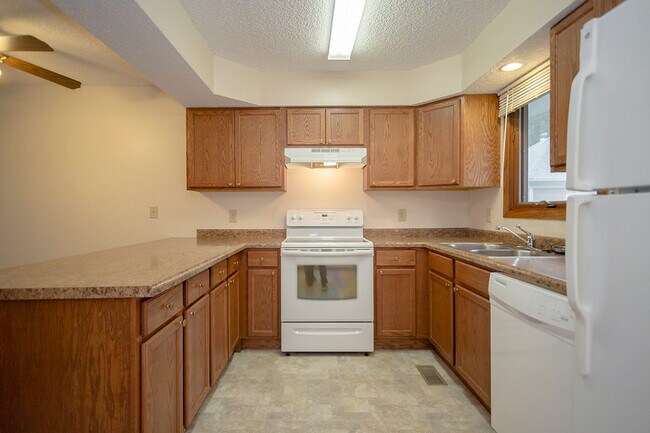 Building Photo - 2228 S. 9th-B