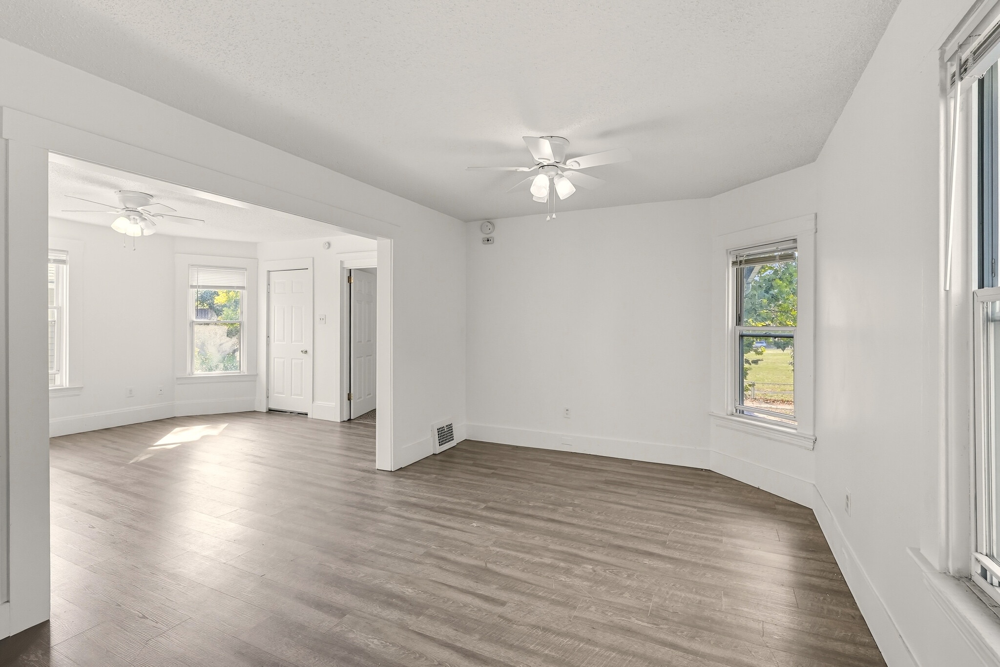 Building Photo - 1714 Castle Ave