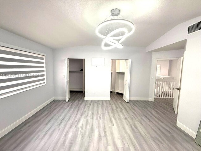 Building Photo - 9352 SW 155th Ave