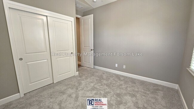 Building Photo - 1479 Leonard Ct