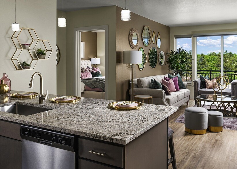 Building Photo - Tangent