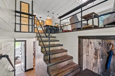 Building Photo - 35 Shannon Ln