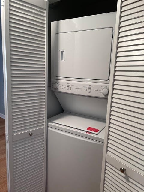 Building Photo - 1640 W Pratt Blvd