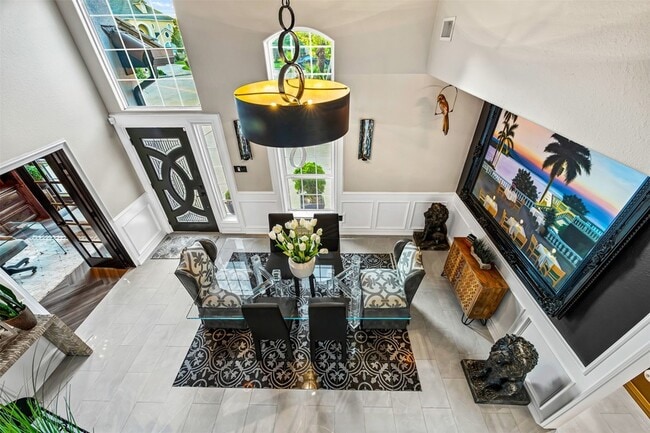 Building Photo - 12345 White Oak Point