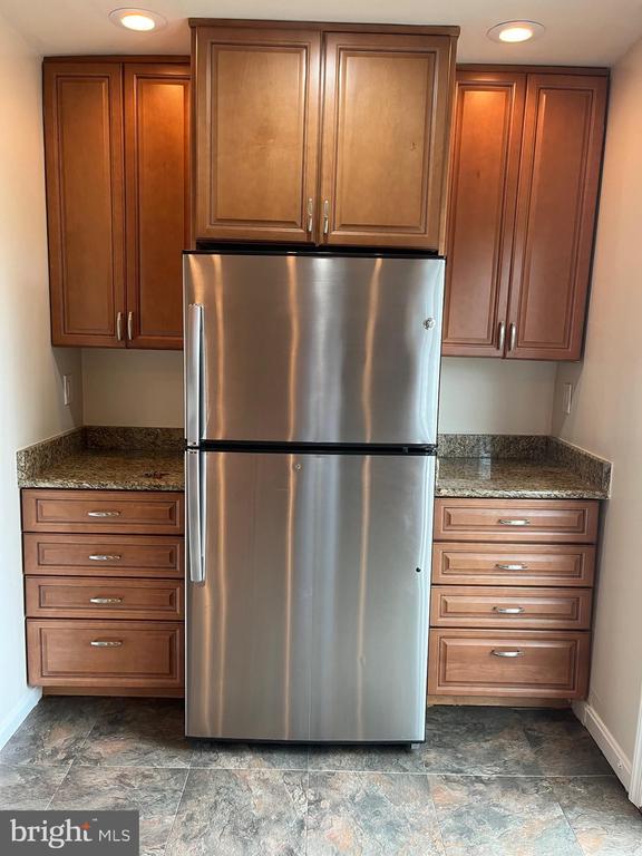 Building Photo - 1533 Oronoco St