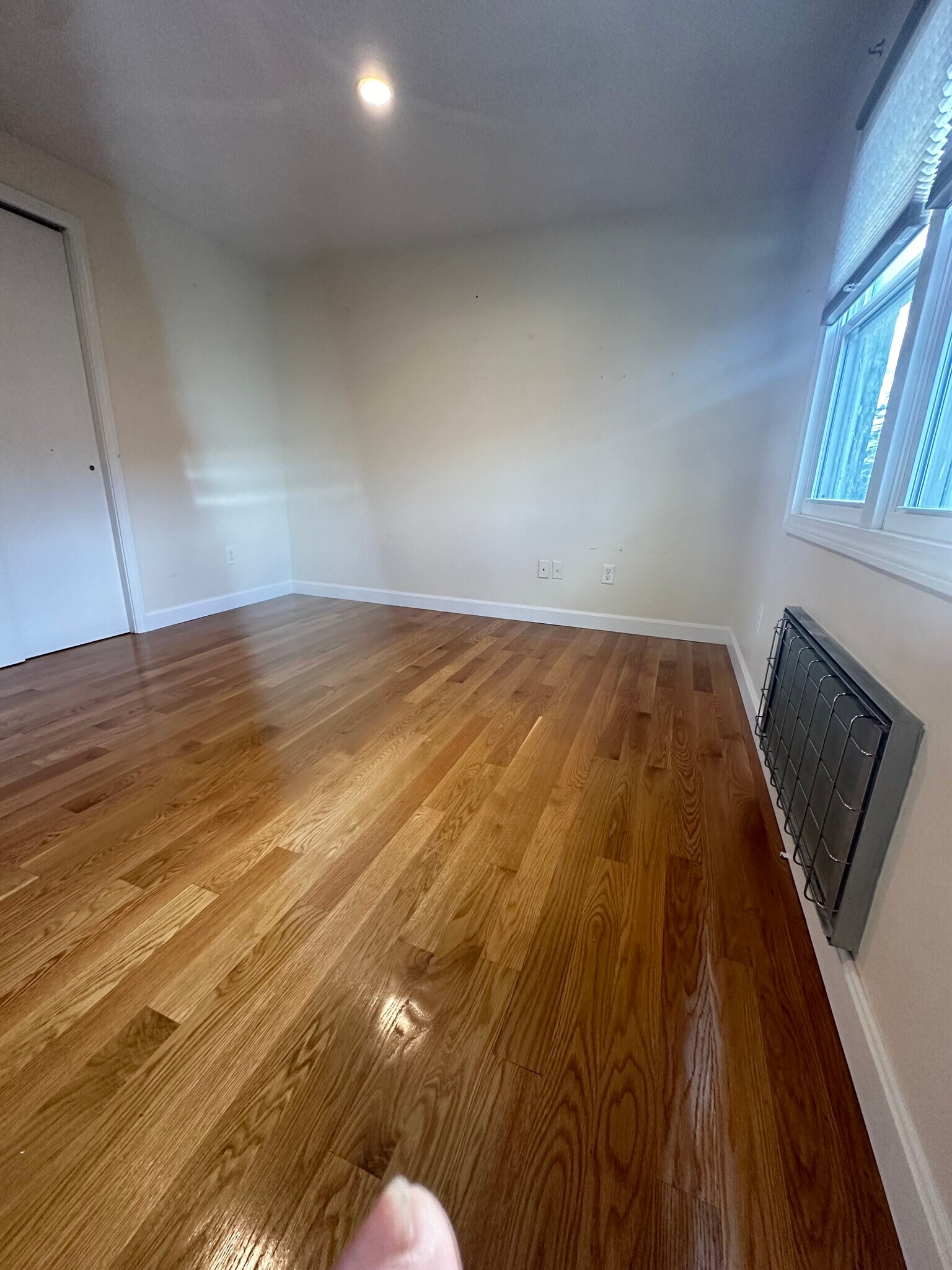 Building Photo - 48 Hauman St