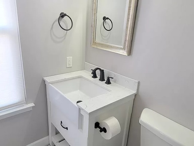 Building Photo - 9 Kiwi Loop