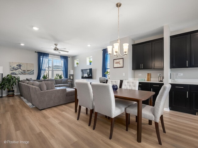 Building Photo - 1080 Bogart St