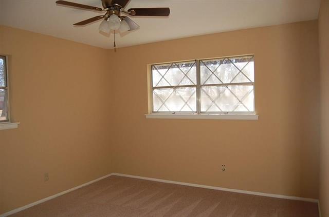Building Photo - 214 Juniper St