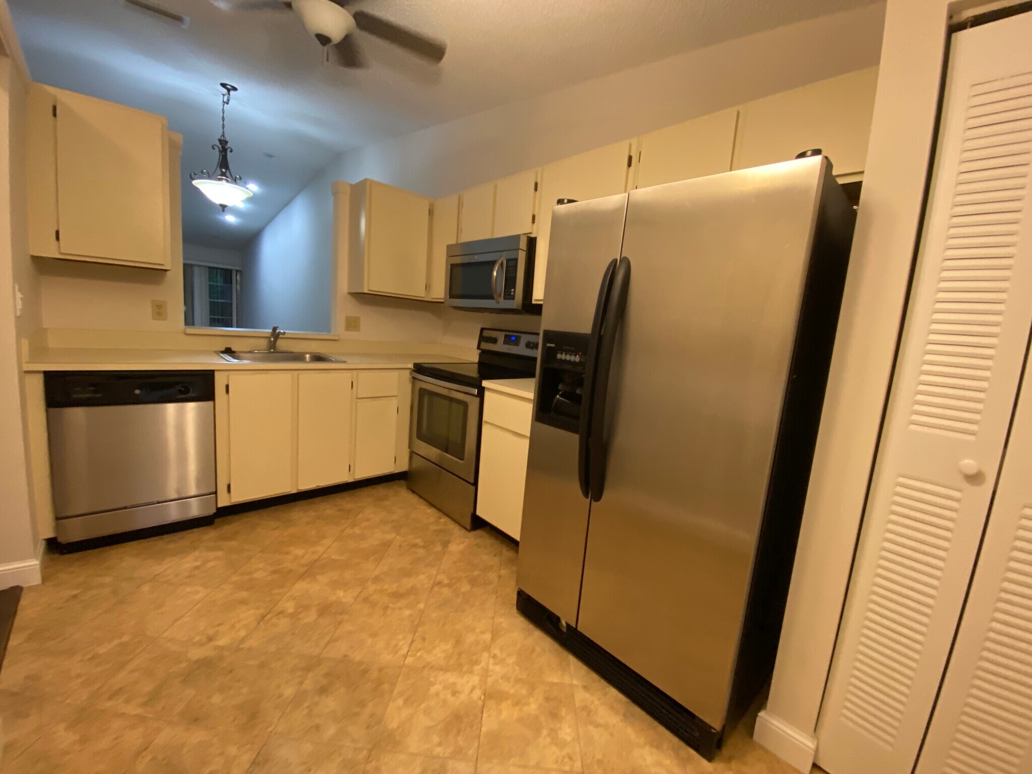 Building Photo - 18595 Egret Way