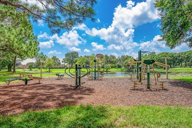 Building Photo - 258 Palmetto Ct