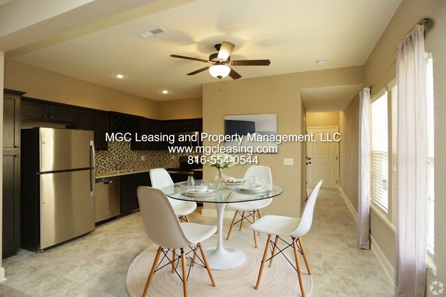 Building Photo - Where comfort meets convenience in a commu...