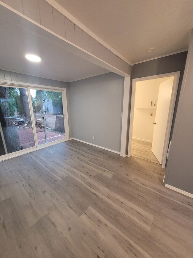 Building Photo - 34825 Seavey Loop Rd