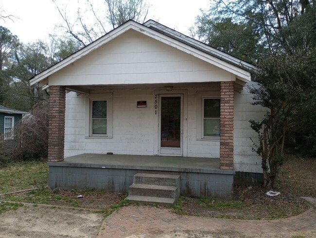 3 Bedroom 2 Bath Home - Convenient Location - 3 Bedroom  2 Bath Home - Convenient Location