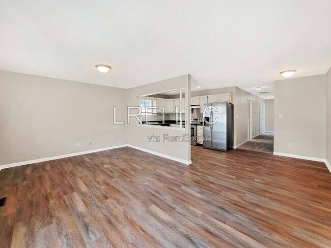Building Photo - 1504 Haskin Ave