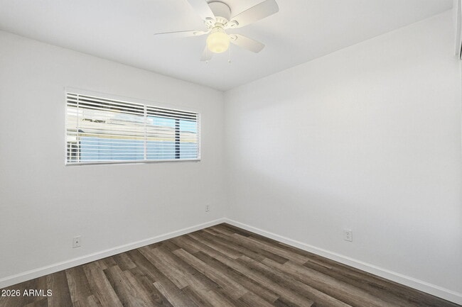 Building Photo - 1051 S Dobson Rd