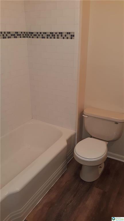 Building Photo - 228 W 3rd St