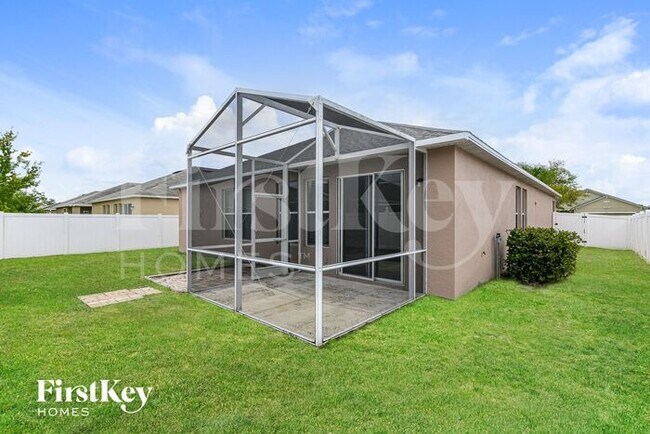 Building Photo - 2716 Barclay Ln