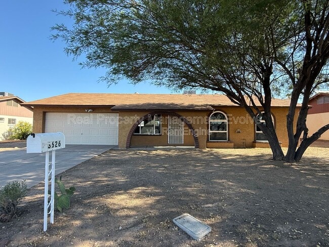 Building Photo - 3626 W Angela Dr