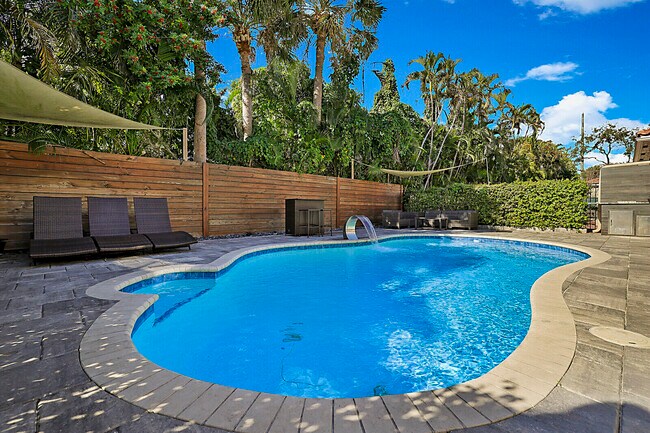 Building Photo - 7167 Ivy Crossing Ln