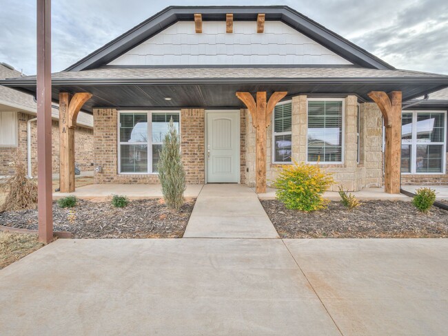 Building Photo - 5816 Goldfinger Rd