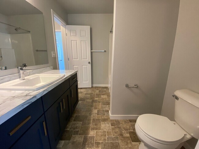 Building Photo - Beautiful 4 Bedroom Home by Brooks Harbor ...