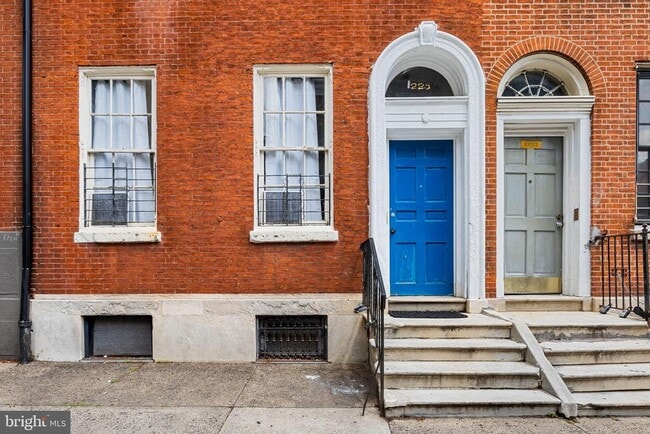 Building Photo - 1225 Spruce St