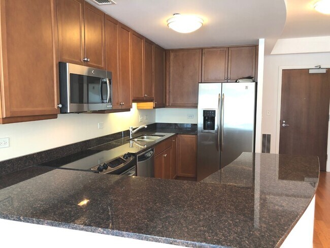 Building Photo - 130 N Garland Ct