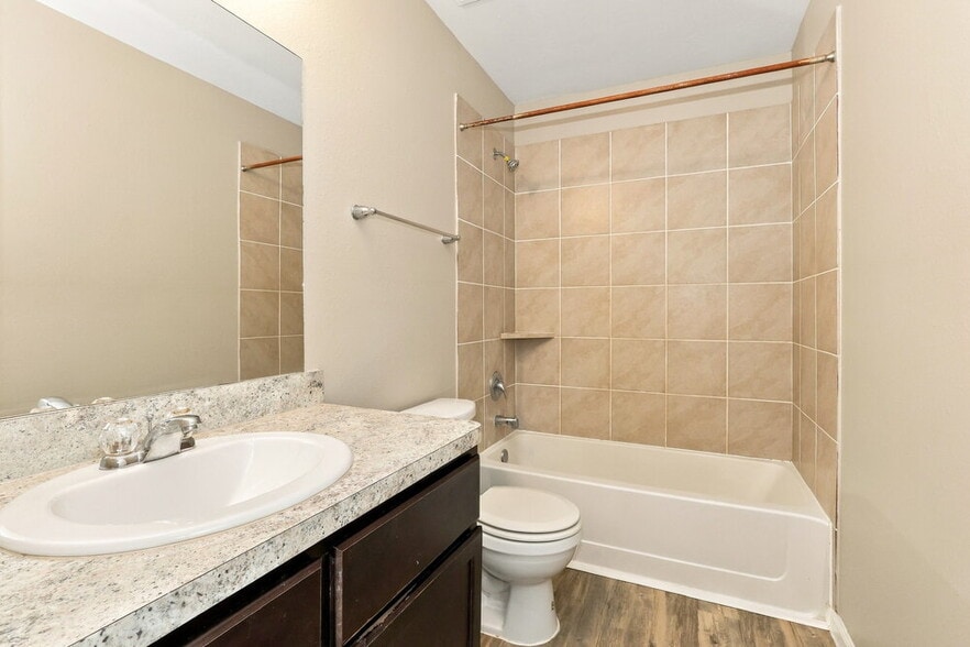 Building Photo - 21110 Sugar Orchard Ln