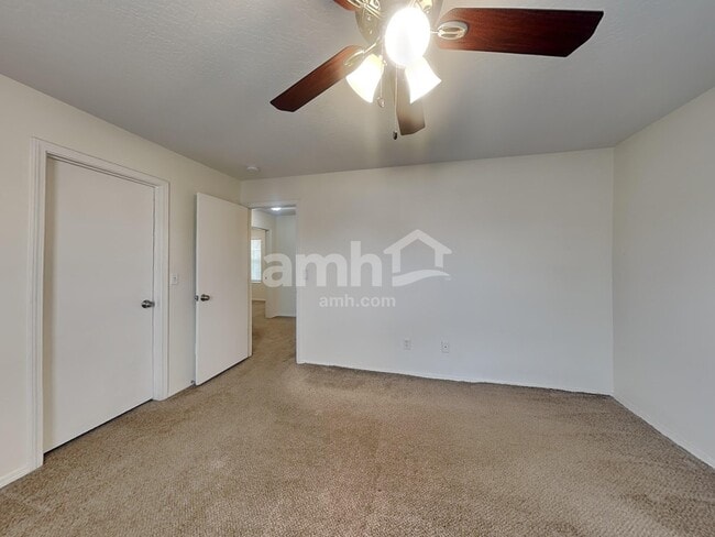 Building Photo - 6651 S Acacia Ave