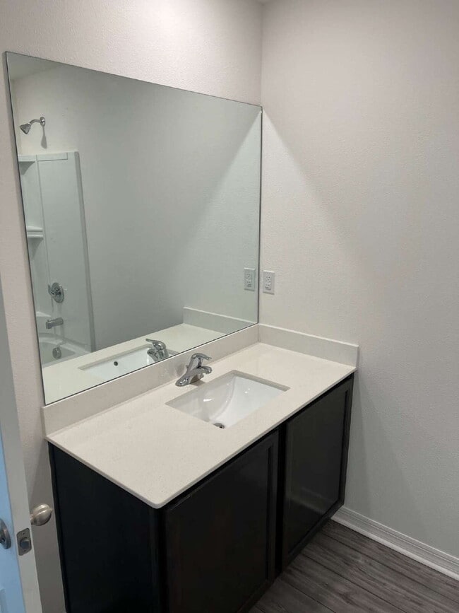 Building Photo - 5324 New Friendship Pl