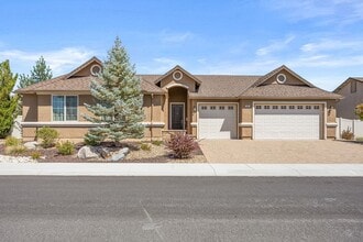 Building Photo - **Charming Home for Rent in Damonte Ranch**