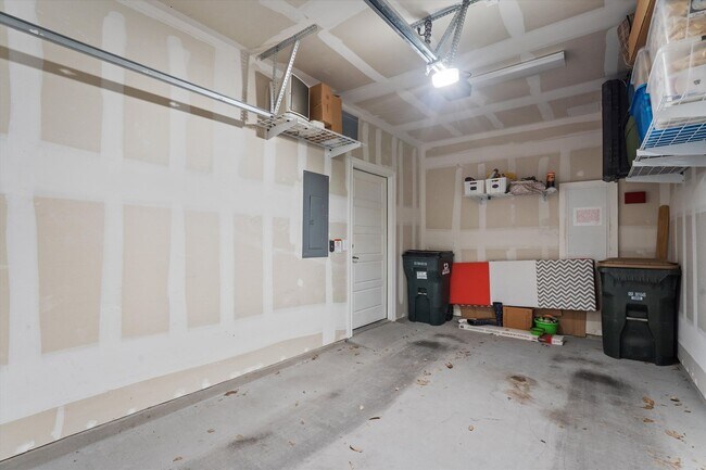 Building Photo - 127 Thelonious Dr
