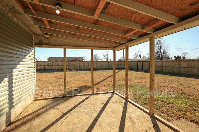 Building Photo - 1314 W Margaret Pl