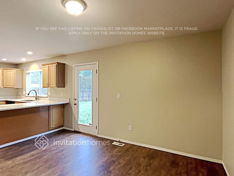 Building Photo - 21821 65th Ave Ct E