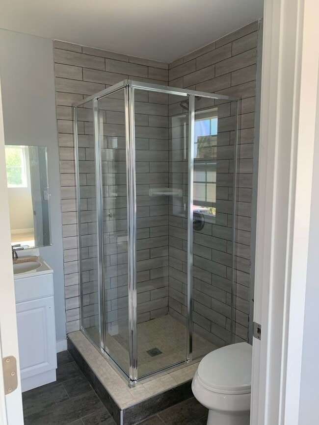 Building Photo - Estara Ave