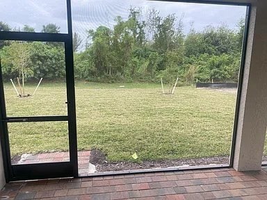 Building Photo - 324 Spg Hl Lk Lp