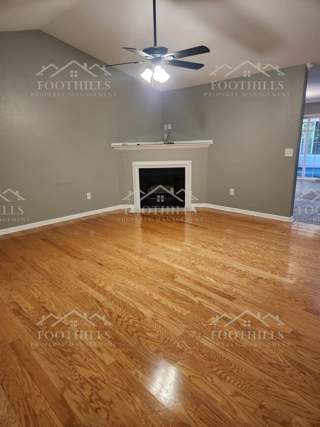 Building Photo - Beautiful 3-Bedroom Brick Home with Sunroo...