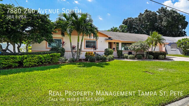 Building Photo - ***Beautiful St Pete Waterfront Home***