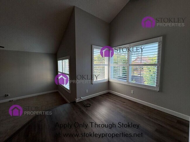 Building Photo - 2397 Lake Meadow Cir