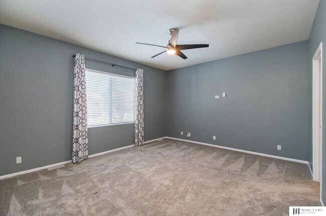 Building Photo - 4851 S 187th Ave