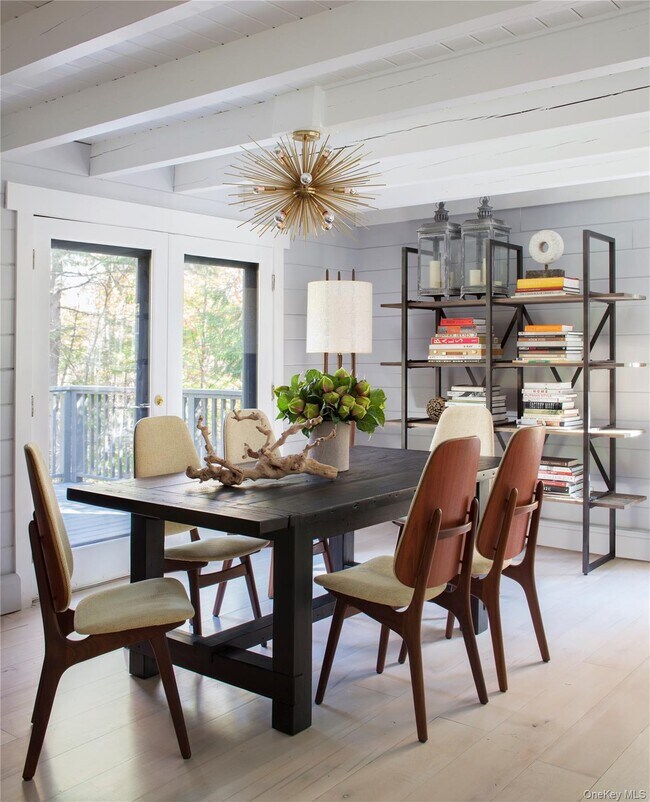 Building Photo - 21 Briarwood Ln