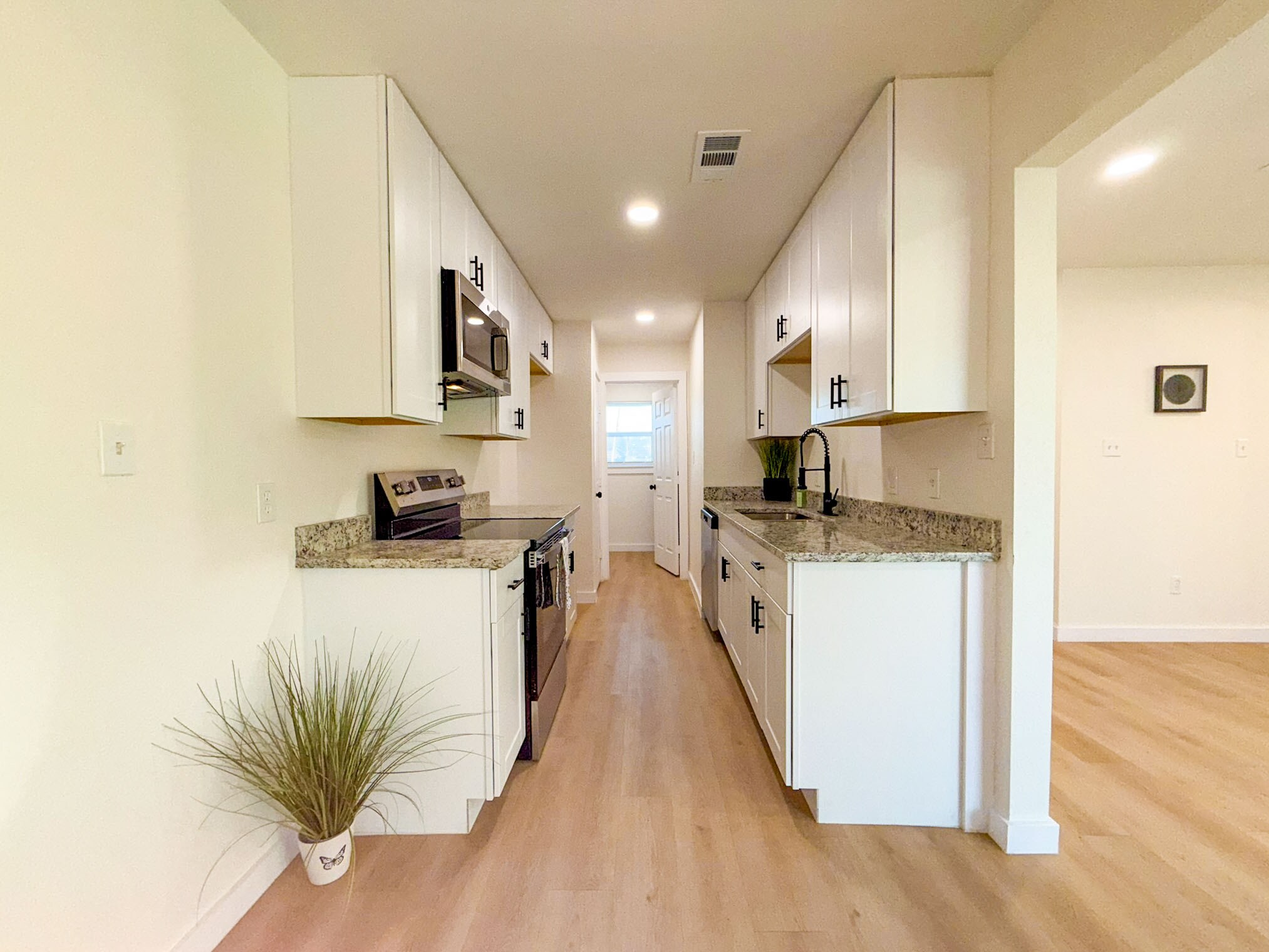 Building Photo - 308 E Bourn St