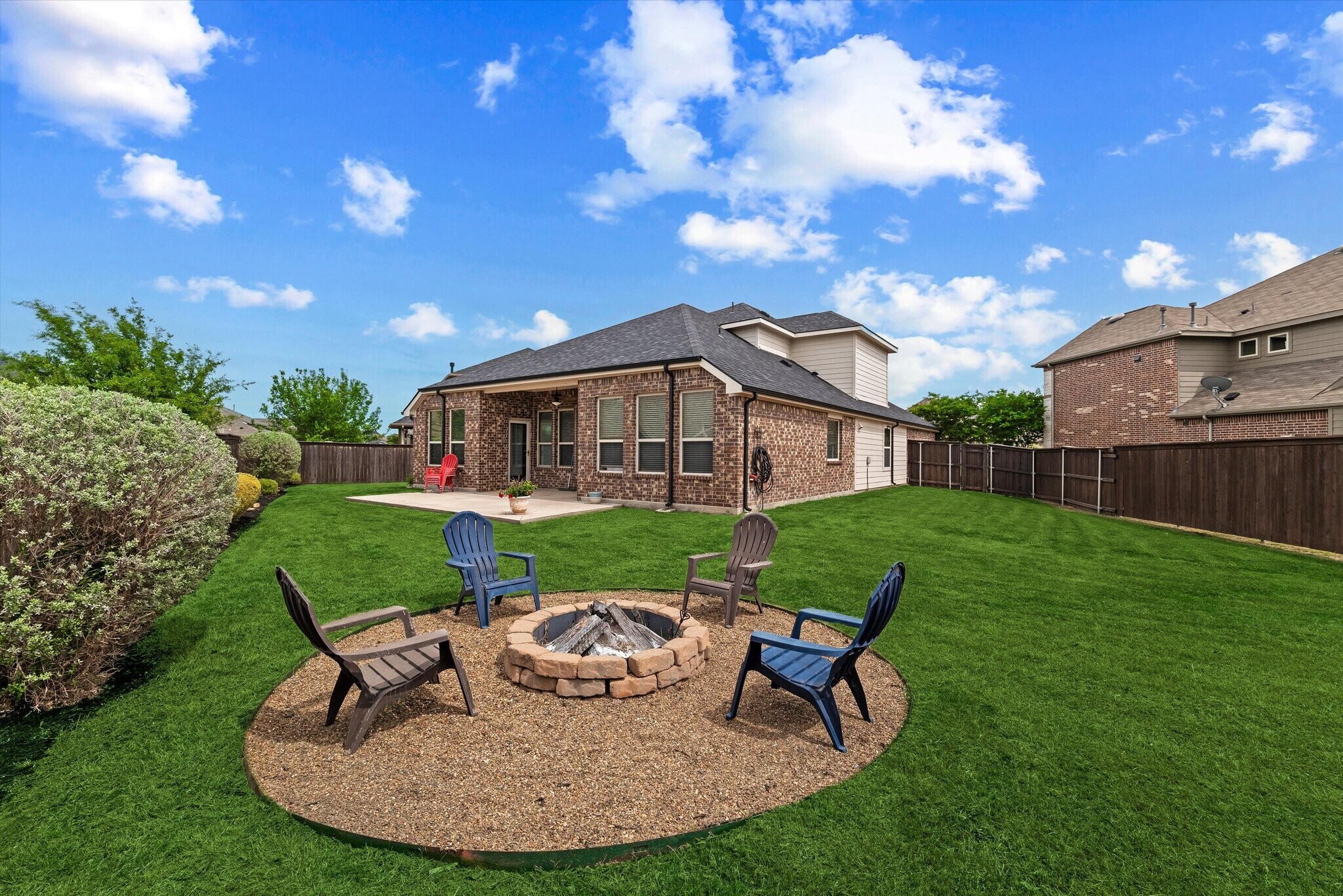 Building Photo - 16601 Lincoln Park Ln