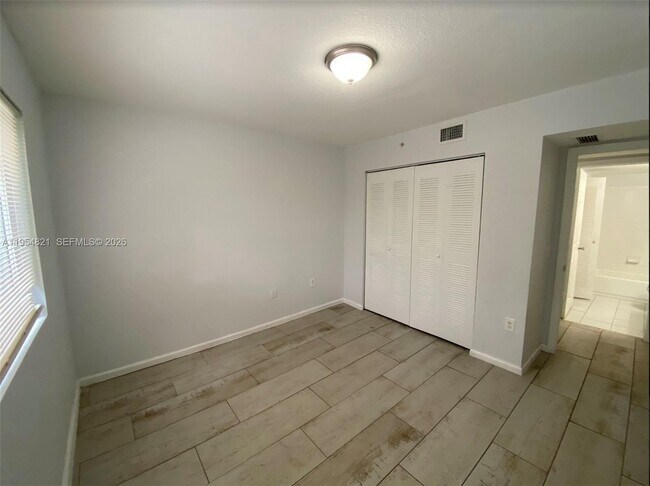 Building Photo - 15480 SW 284th St