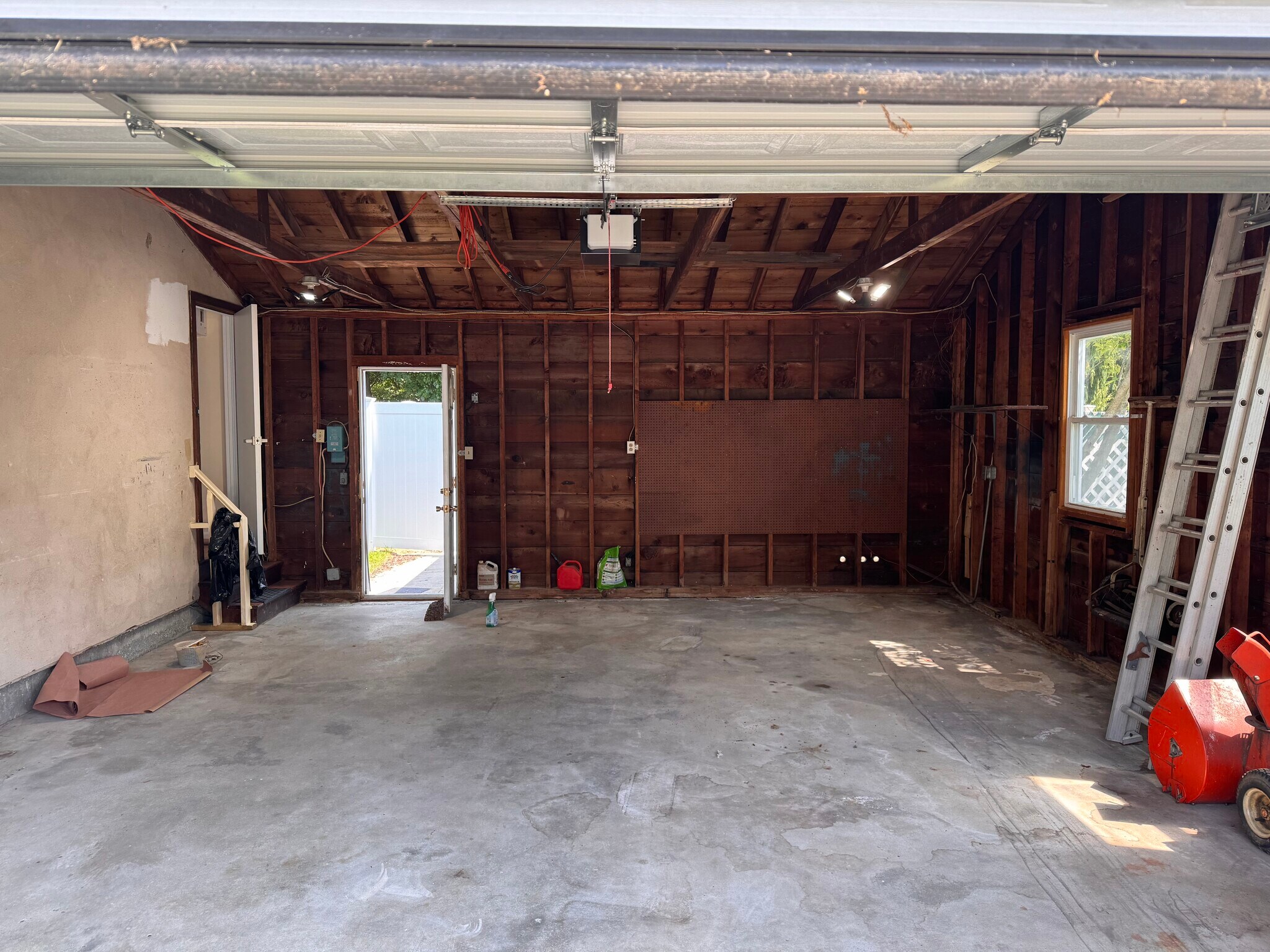 Building Photo - 47 Ashwood Cir