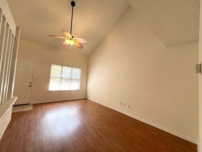 Building Photo - 12237 Hood Bend Ct
