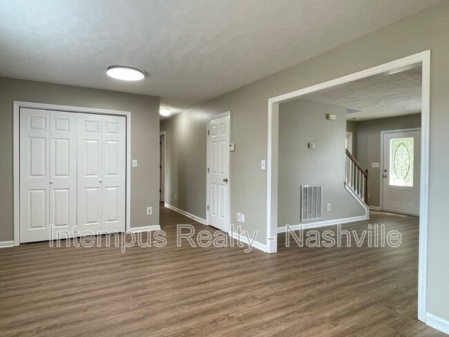 Building Photo - 2813 Masons Ct