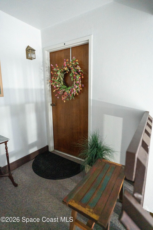 Building Photo - 605 Saint Albans Court